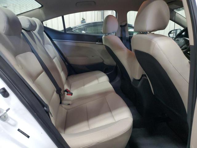 85881295 :رقم المزاد ، 5NPD74LF1HH155062 vin ، 2017 Hyundai Elantra مزاد بيع