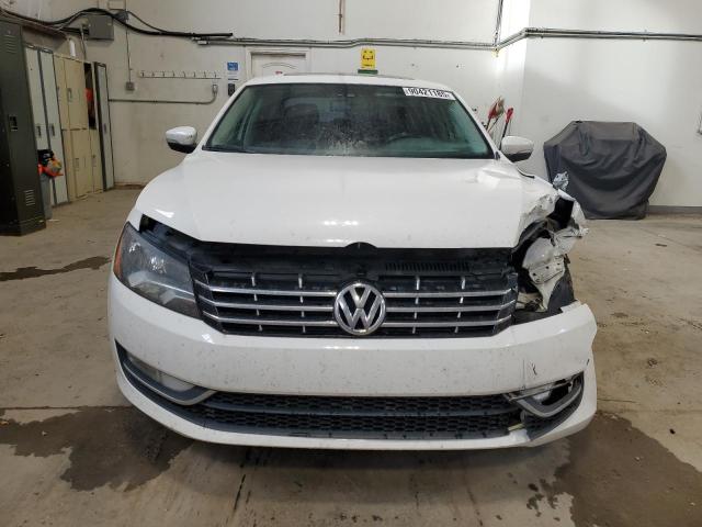 Продажа на аукционе авто 2013 Volkswagen Passat, vin: 1VWCH7A39DC120047, номер лота: 90421185