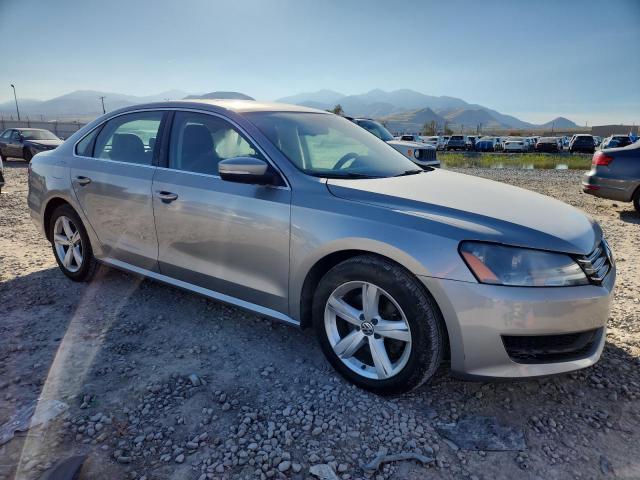 89658495 :رقم المزاد ، 1VWBP7A31DC025254 vin ، 2013 Volkswagen Passat مزاد بيع