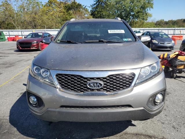 85663535 :رقم المزاد ، 5XYKT3A61CG302559 vin ، 2012 Kia Sorento مزاد بيع
