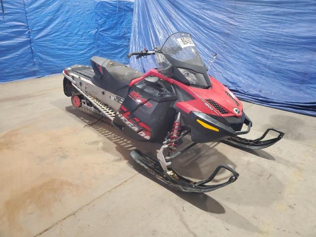 89459745 :رقم المزاد ، 2BPSMNBA4BV000275 vin ، 2011 Skid Renegade Adrenaline مزاد بيع