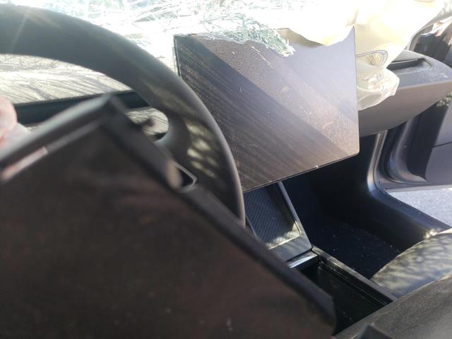 85844385 :رقم المزاد ، 5YJ3E1EA8RF855629 vin ، 2024 Tesla Model 3 مزاد بيع