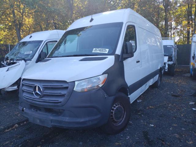 92380475 :رقم المزاد ، W1W40CHY3MT052731 vin ، 2021 Mercedes-benz Sprinter 2 مزاد بيع