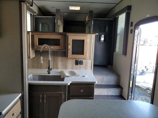 Продажа на аукционе авто 2018 Keystone Trailer, vin: 4YDF33422J1533295, номер лота: 84740015