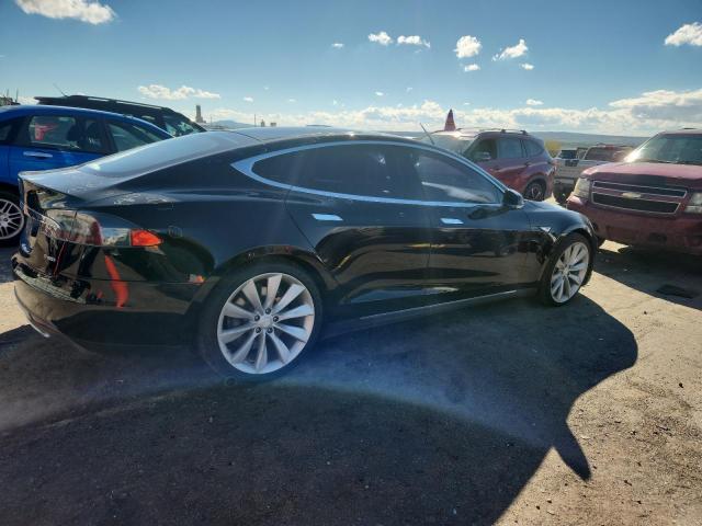 84632825 :رقم المزاد ، 5YJSA1DP6DFP22647 vin ، 2013 Tesla Model S مزاد بيع