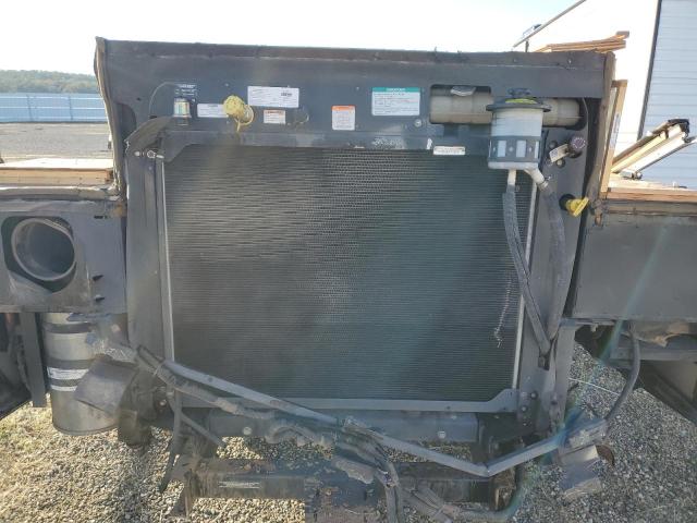 87044415 :رقم المزاد ، 4UZAAJFC2JCJV8358 vin ، 2018 Winnebago Forza مزاد بيع