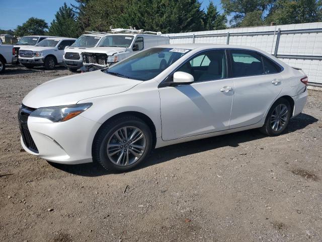 82212125 :رقم المزاد ، 4T1BF1FK4HU336627 vin ، 2017 Toyota Camry مزاد بيع