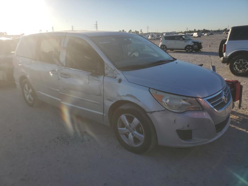 2010 Volkswagen Routan მანქანა იყიდება აუქციონზე, vin: 2V4RW3D14AR246072, აუქციონის ნომერი: 87290255