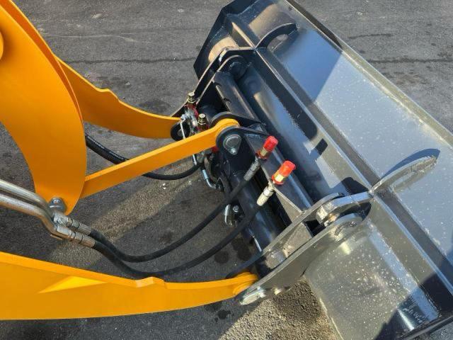 90030105 :رقم المزاد ، 09262605 vin ، 2025 Xtreme Mfg Xr1055 مزاد بيع