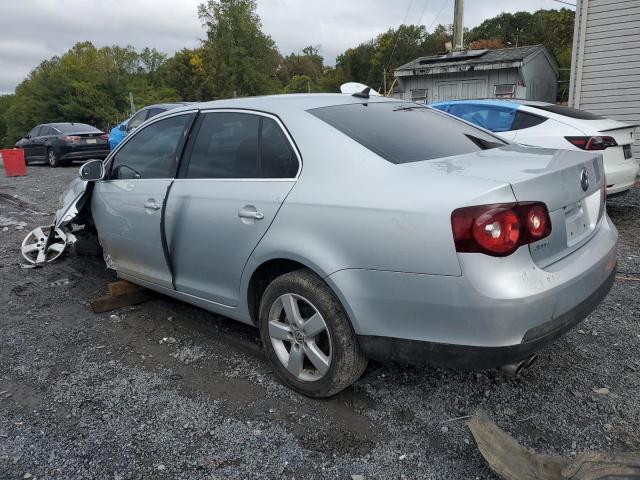 99791975 :رقم المزاد ، 3VWRM71K99M028620 vin ، 2009 Volkswagen Jetta مزاد بيع