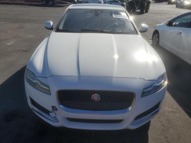 Продажа на аукционе авто 2016 Jaguar Xf Prestig, vin: SAJBE4BV8GCY13557, номер лота: 90542575
