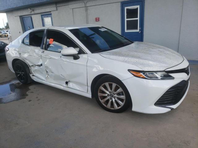 2018 Toyota Camry მანქანა იყიდება აუქციონზე, vin: 4T1B11HK7JU618536, აუქციონის ნომერი: 85726425