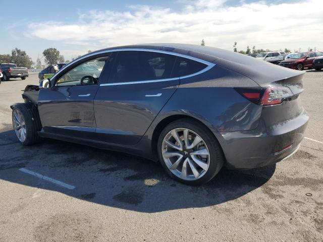 89916605 :رقم المزاد ، 5YJ3E1EB5JF145343 vin ، 2018 Tesla Model 3 مزاد بيع