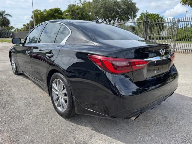 86128865 :رقم المزاد ، JN1EV7AP1MM701174 vin ، 2021 Infiniti Q50 Pure مزاد بيع