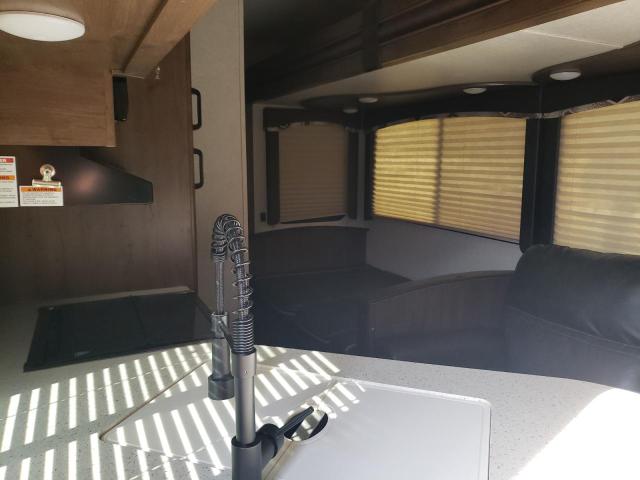2020 Keystone Rv Cougar Series M-32 B მანქანა იყიდება აუქციონზე, vin: 4YDF32B24L2502723, აუქციონის ნომერი: 85538555