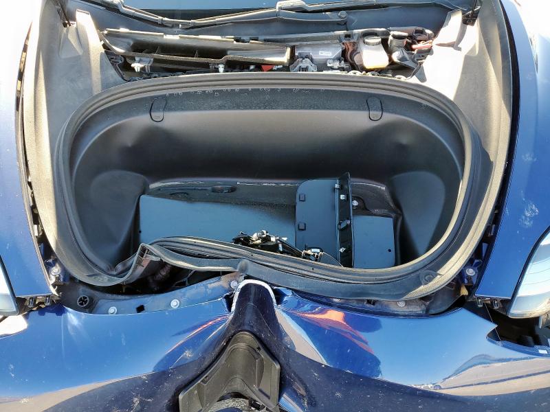 90368615 :رقم المزاد ، 5YJ3E1EAXJF034990 vin ، 2018 Tesla Model 3 مزاد بيع
