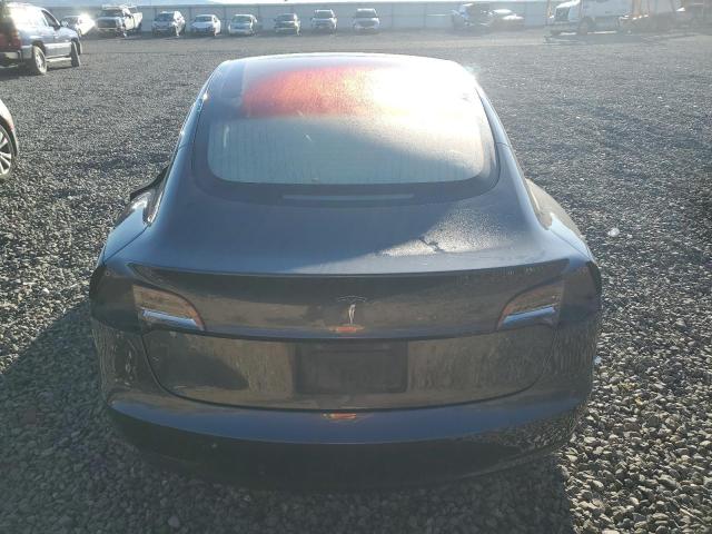 85328945 :رقم المزاد ، 5YJ3E1EA1JF158212 vin ، 2018 Tesla Model 3 مزاد بيع