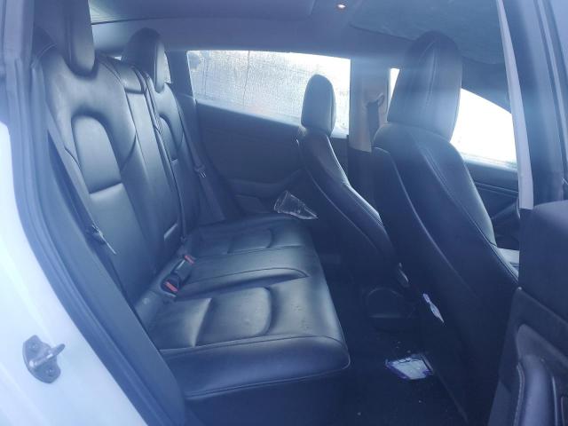 82310285 :رقم المزاد ، 5YJ3E1EB6KF427430 vin ، 2019 Tesla Model 3 مزاد بيع