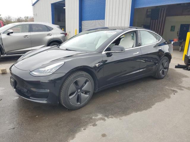 Продажа на аукционе авто 2018 Tesla Model 3, vin: 5YJ3E1EA4JF155191, номер лота: 90493045