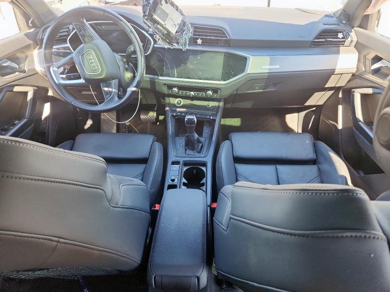 90832715 :رقم المزاد ، WA1EECF30N1039242 vin ، 2022 Audi Q3 مزاد بيع