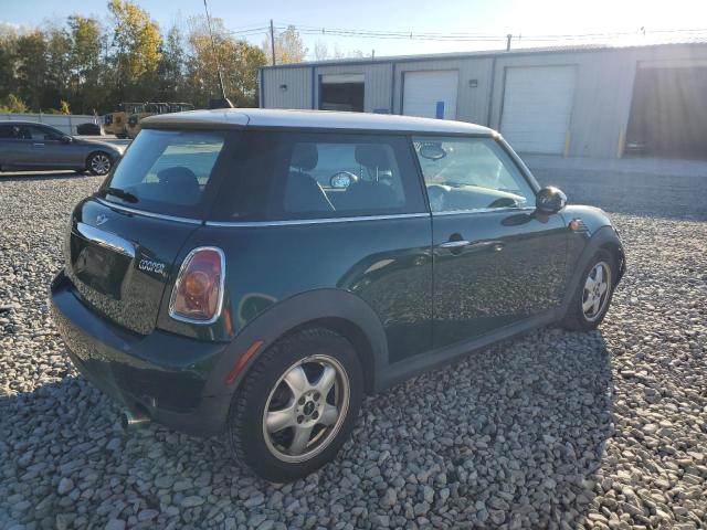 Продаж на аукціоні авто 2010 Mini Cooper, vin: WMWMF3C5XATZ64904, номер лоту: 86631825