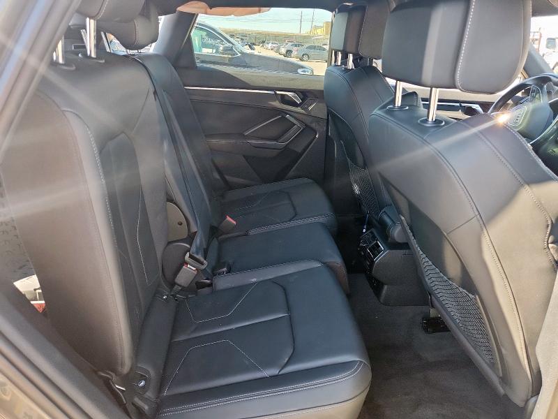 90832715 :رقم المزاد ، WA1EECF30N1039242 vin ، 2022 Audi Q3 مزاد بيع