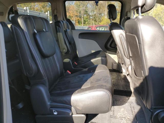 82713255 :رقم المزاد ، 2C4RC1BG0GR288715 vin ، 2016 Chrysler Town & Country مزاد بيع