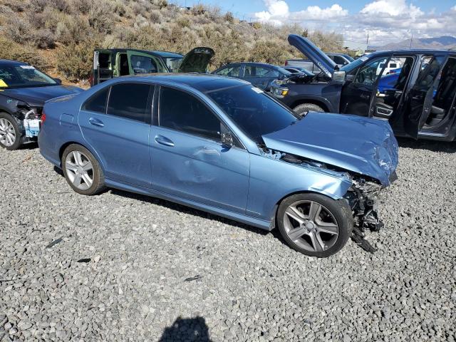 2010 Mercedes-benz C მანქანა იყიდება აუქციონზე, vin: WDDGF5EB3AR096035, აუქციონის ნომერი: 75311075
