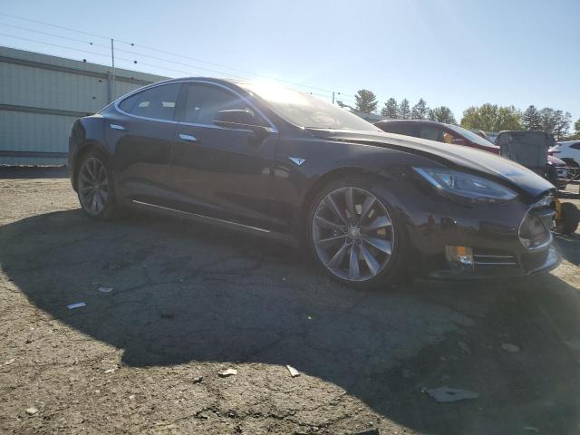 84801945 :رقم المزاد ، 5YJSA1H24FFP78507 vin ، 2015 Tesla Model S مزاد بيع