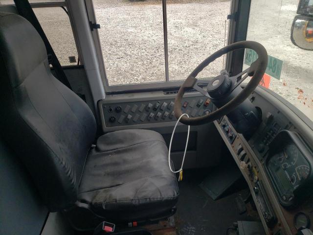 Aukcja sprzedaży 2012 Thomas Saf-t-liner Hdx, vin: 1T7YN4E29C1149983, numer aukcji: 84474235