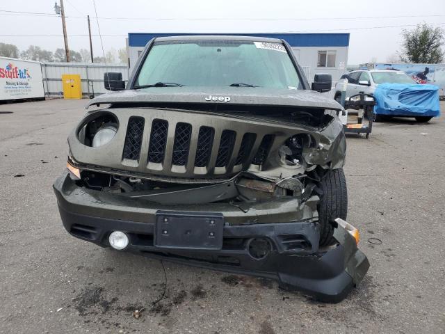 90392225 :رقم المزاد ، 1C4NJPBB2FD342609 vin ، 2015 Jeep Patriot مزاد بيع