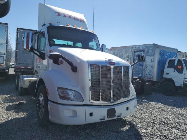 Продаж на аукціоні авто 2016 Peterbilt Tractor 579, vin: 1XPBDP9X4GD308618, номер лоту: 80567685
