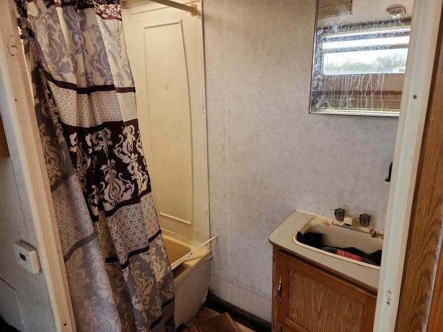 Продажа на аукционе авто 2000 Dutchmen Four Winds, vin: 47CTB0J21YP300154, номер лота: 87035355