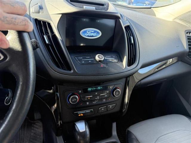 2017 Ford Escape მანქანა იყიდება აუქციონზე, vin: 1FMCU9G9XHUE79361, აუქციონის ნომერი: 84760805