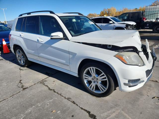 Продажа на аукционе авто 2015 Mercedes-benz Glk, vin: WDCGG5HBXFG437382, номер лота: 89820275