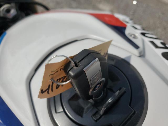 86135955 :رقم المزاد ، WB10E5305R6J96504 vin ، 2024 Bmw S 1000 مزاد بيع