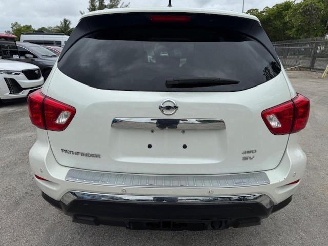 Продажа на аукционе авто 2017 Nissan Pathfinder S, vin: 5N1DR2MM1HC627750, номер лота: 86189215