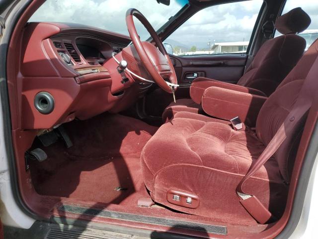1997 Lincoln Townhouse Town Car მანქანა იყიდება აუქციონზე, vin: 1LNLM82W7VY644875, აუქციონის ნომერი: 82307035