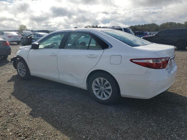 2015 Toyota Camry Le მანქანა იყიდება აუქციონზე, vin: 4T1BF1FK3FU027762, აუქციონის ნომერი: 85202915