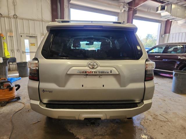 87201185 :رقم المزاد ، JTEMU5JR6N6063202 vin ، 2022 Toyota 4runner مزاد بيع