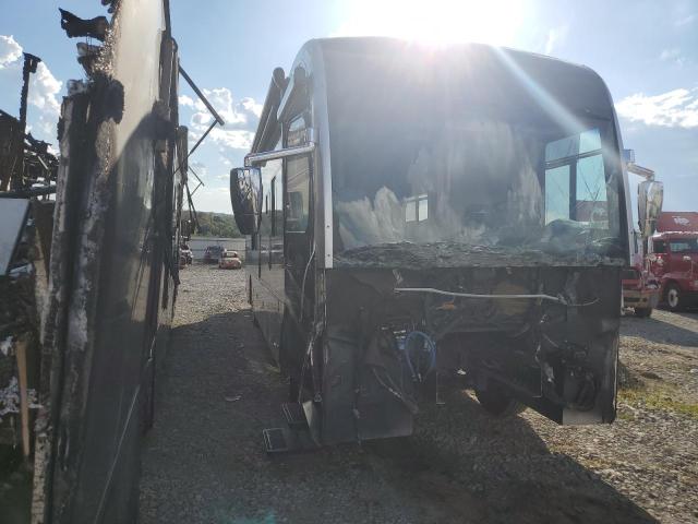 2005 Spartan Motors Motorhome 4vz მანქანა იყიდება აუქციონზე, vin: 4VZBR1J9X5C050460, აუქციონის ნომერი: 80291355