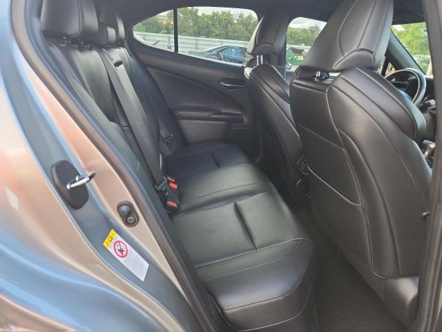 82180455 :رقم المزاد ، JTHY3JBH3K2006397 vin ، 2019 Lexus Ux 200 مزاد بيع