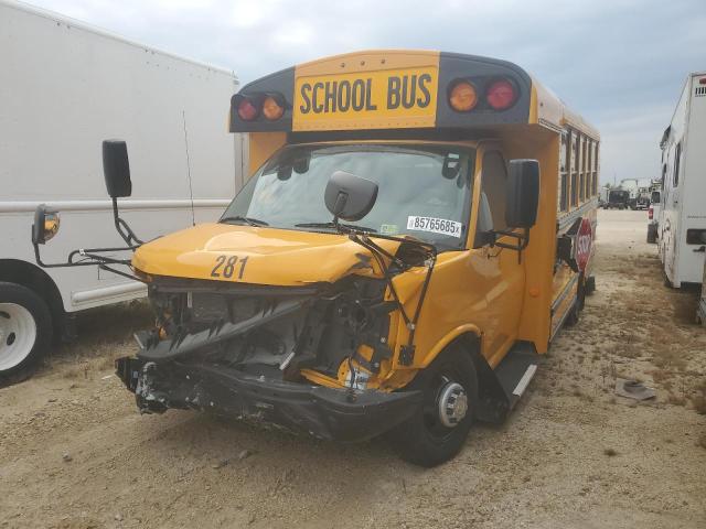 85765685 :رقم المزاد ، 1HA6GUBG8HN006565 vin ، 2017 Chev Bus مزاد بيع