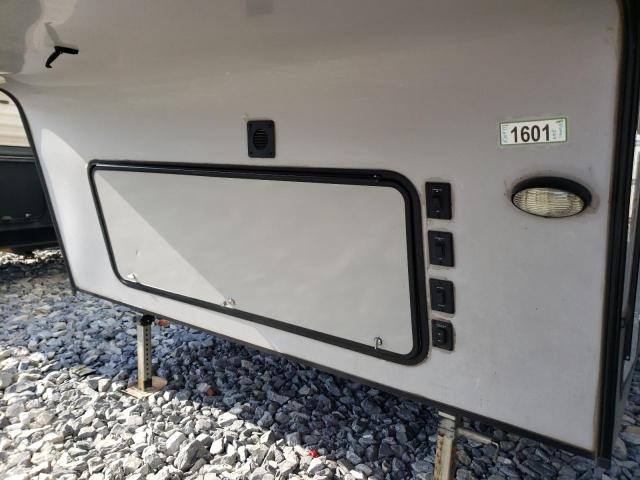 2020 Keystone Rv Cougar Series M-32 B მანქანა იყიდება აუქციონზე, vin: 4YDF32B24L2502723, აუქციონის ნომერი: 85538555