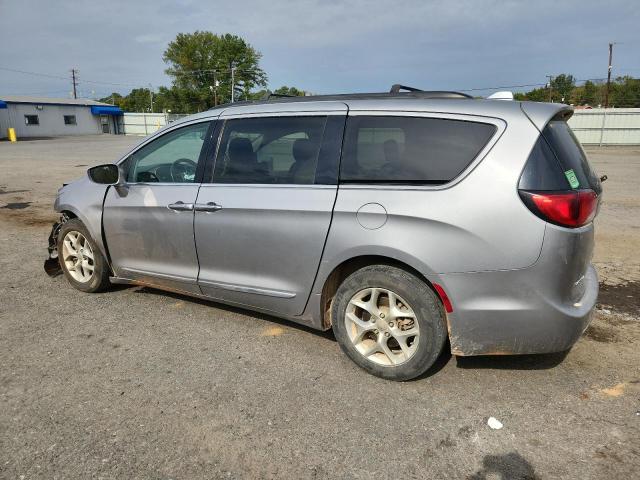 2017 Chrysler Pacifica Touring L მანქანა იყიდება აუქციონზე, vin: 2C4RC1BG1HR831717, აუქციონის ნომერი: 87287205