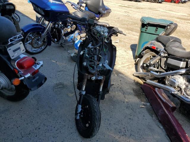 57812346 :رقم المزاد ، L9NTEACT4B1004352 vin ، 2010 Other Motorcycle Scooter مزاد بيع