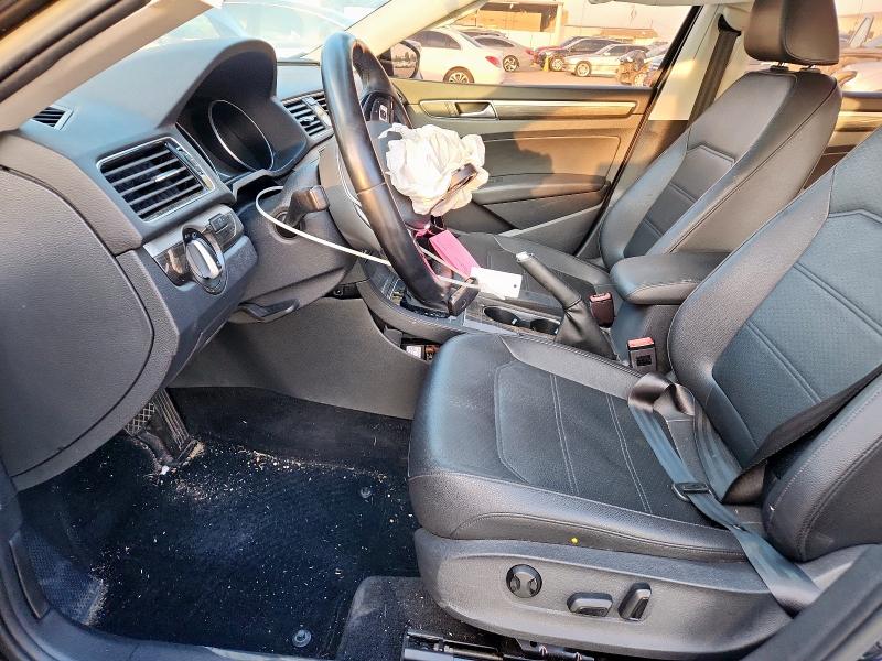 Продажа на аукционе авто 2017 Volkswagen Passat, vin: 1VWBT7A39HC027867, номер лота: 99880675