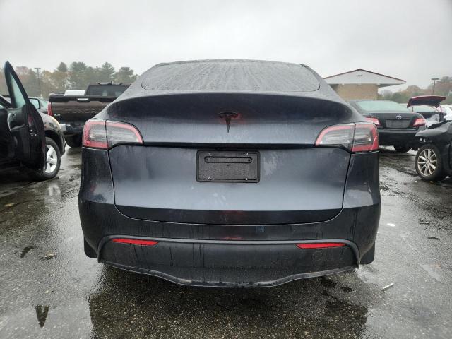 2024 Tesla Model Y მანქანა იყიდება აუქციონზე, vin: 7SAYGDED9RF018824, აუქციონის ნომერი: 89921355