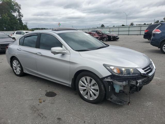Продажа на аукционе авто 2015 Honda Accord, vin: 1HGCR2F80FA152392, номер лота: 82437635