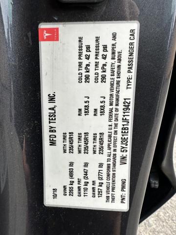 87085975 :رقم المزاد ، 5YJ3E1EB1JF119421 vin ، 2018 Tesla Model 3 مزاد بيع